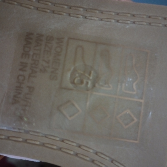 Sandals shoes for women size 7.5 - Picture 4 of 5